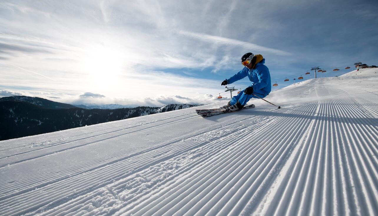 skiing on winter holiday in Leogang